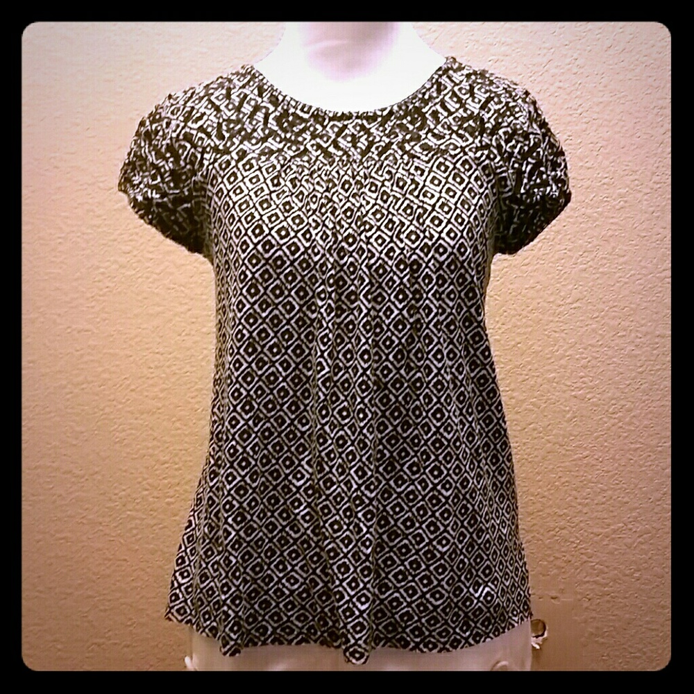Short sleeved Lucky shirt